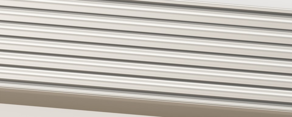 Gallery Torus 35 · Fine Reeding rail and miter detail